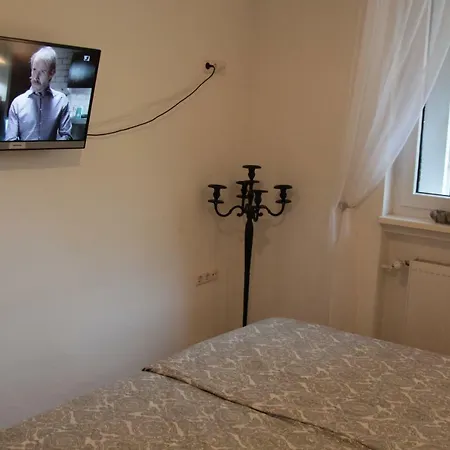 Modernes Und Gemuetliches Mit Terrasse, Stadtnah Apartamento Ravensburg